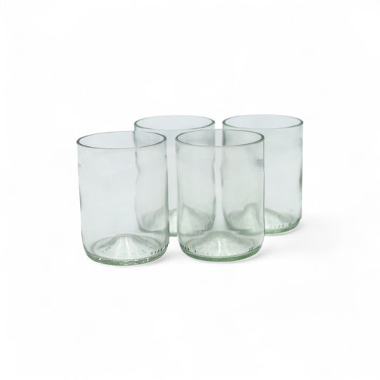 Juego de vasos de cristal transparente Aura con diseño minimalista y acabado profesional